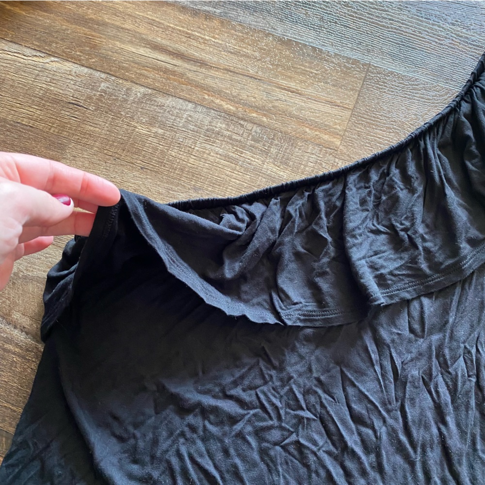 Old Navy One-Shoulder Ruffle Tank Top - Picture 5 of 6
